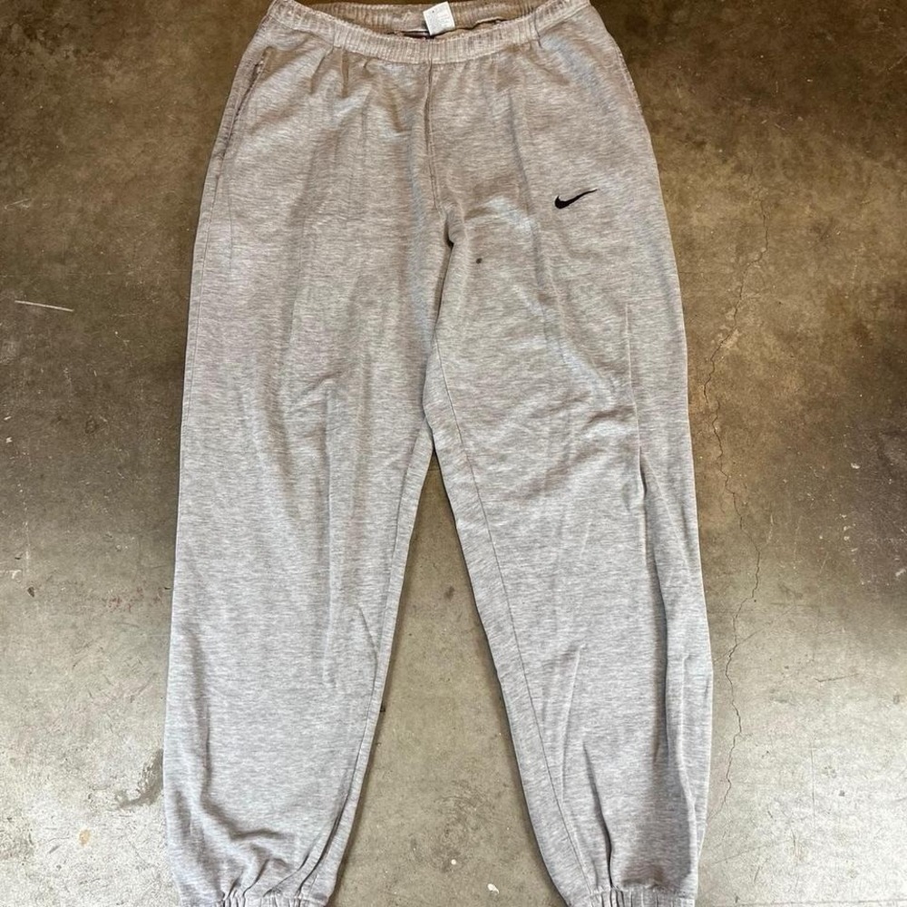 Vintage Y2K Nike grey sweatpants Men's Size Large